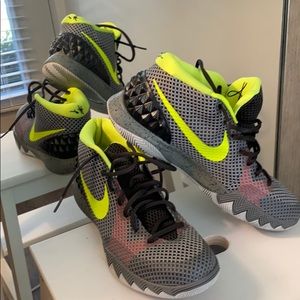 Nike Kyrie 1 'Deep Pewter'